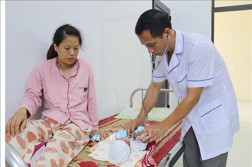 'Người gác cổng' của y tế cơ sở - Bài 1: Tuyến đầu trong bảo vệ, chăm sóc sức khỏe cộng đồng