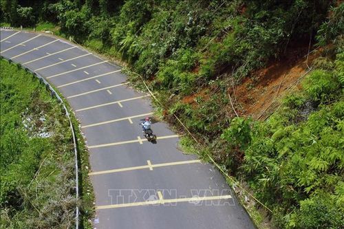 Nhiều điểm sạt lở trên Quốc lộ 28, kết nối Đắk Nông với Lâm Đồng