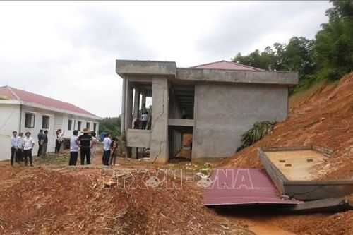Thanh Hóa di dời khẩn cấp 300 học sinh vùng cao đến địa điểm mới do sạt lở