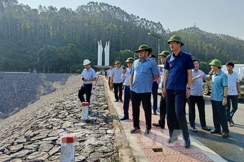Thứ trưởng Trần Thanh Nam: Đảm bảo lương thực, cơ cấu lại sản xuất nông nghiệp sau bão, lũ