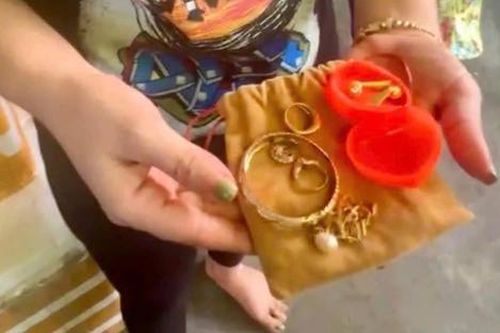 Phát hiện nhiều vàng trong thùng đồ cứu trợ tại Lào Cai: Đã tìm thấy chủ nhân