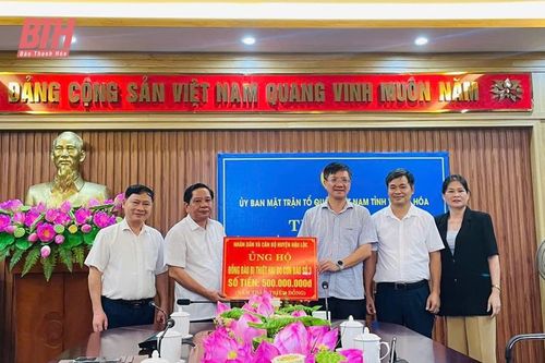 Đảng bộ và Nhân dân huyện Hậu Lộc ủng hộ đồng bào các tỉnh phía Bắc bị thiệt hại do bão số 3