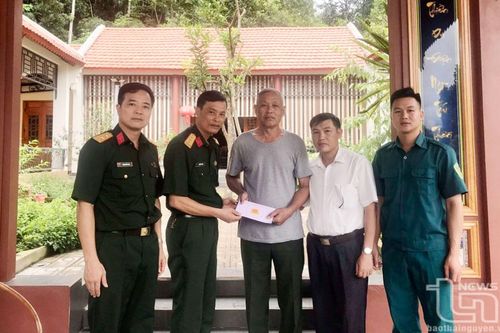 Bộ đội thời bình thi đua quyết thắng