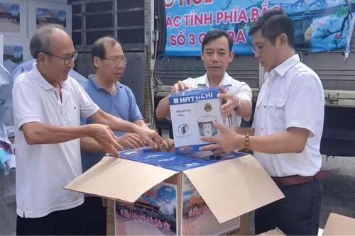 Hướng về miền Bắc thân yêu