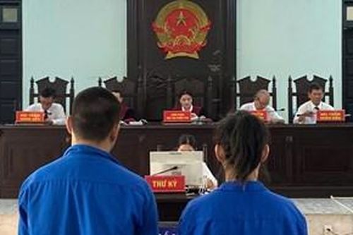 Vợ chồng 'hờ' nhận 32 năm tù vì cùng nhau mua bán ma túy