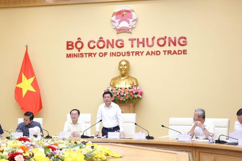 Bộ Công Thương: Đã ban hành quy chuẩn kỹ thuật về an toàn điện đối với trạm sạc xe điện