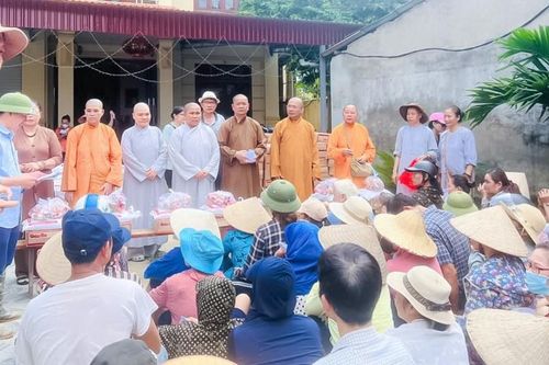 Phật giáo TP.Vũng Tàu thăm và tặng 1.000 phần quà tại tỉnh Yên Bái, Lào Cai