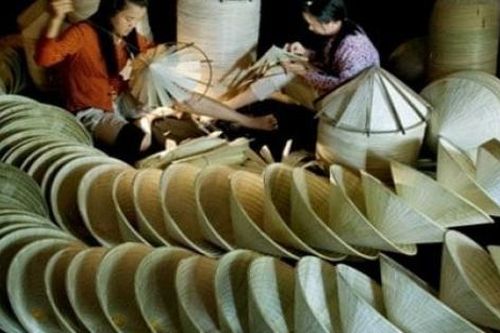 100 gian hàng tham dự 'Hội chợ Làng nghề Việt Nam năm 2024'