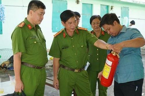Long An đẩy mạnh cải cách hành chính, nâng cao hiệu quả quản lý nhà nước về ANTT