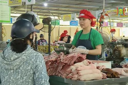 Mô hình chợ an toàn thực phẩm tại quận Long Biên
