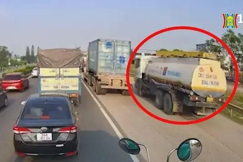 Xe bồn lấn làn đường gây tai nạn trên quốc lộ 5