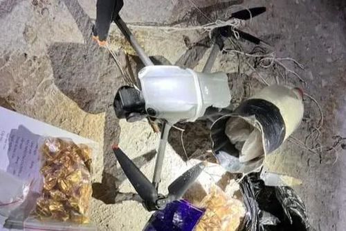 Gắn định vị, dùng flycam để buôn bán ma túy
