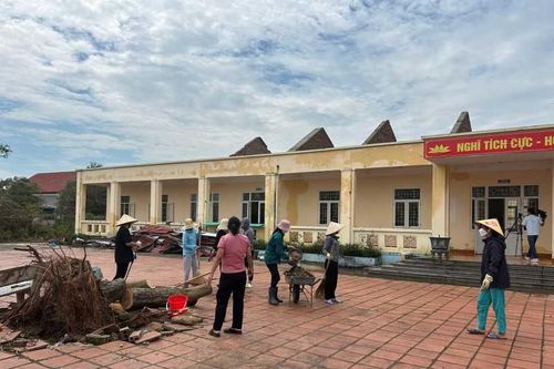 Bộ Giáo dục và Đào tạo yêu cầu tổ chức dạy học linh hoạt, phù hợp với các trường ảnh hưởng bão lũ