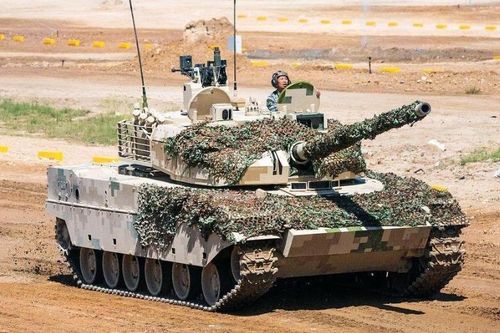 Type 15 'Báo đen' của Trung Quốc sẽ thay đổi chiến tranh xe tăng?