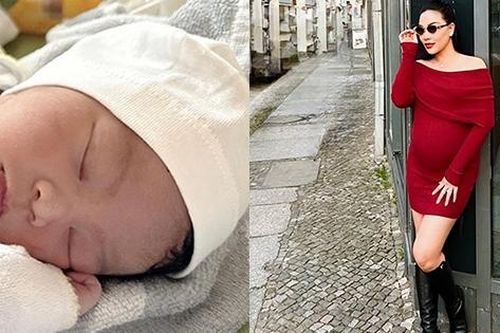 Quỳnh Thư vỡ òa khi nghe con cất tiếng khóc chào đời