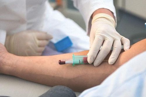 Dùng thuốc điều trị bệnh đa hồng cầu nguyên phát