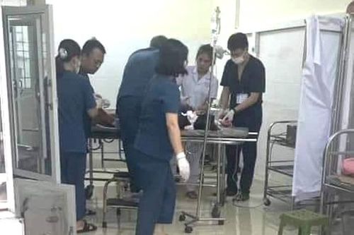 Hé lộ nguyên nhân chồng sát hại vợ rồi uống thuốc diệt cỏ tự tử