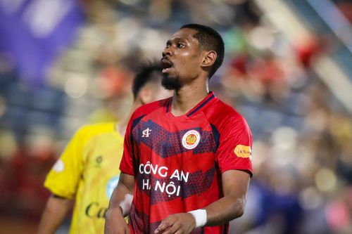 Jason Quang Vinh nếm trải khắc nghiệt của V.League