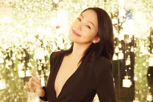 Bí quyết chăm sóc da cổ của Từ Hy Đệ