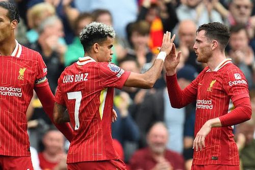 Diaz rực sáng, Liverpool tạm chiến ngôi đầu của Man City