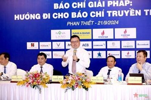 Diễn đàn Tổng Biên tập 2024 - 'Báo chí giải pháp: Hướng đi cho báo chí truyền thống?'