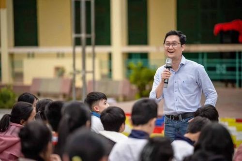 Chuyện người gieo mầm tiếng Việt (Kỳ I): Đem tình yêu đến mọi nơi