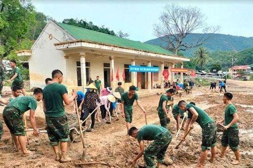 Quân khu 4: Sư đoàn 324 xây dựng đơn vị vững mạnh toàn diện 'mẫu mực, tiêu biểu'