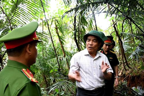 Sạt lở núi đe dọa người dân, Quảng Nam dời cả làng đến khu tái định cư mới