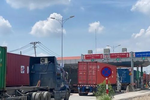 Xử lý tình hình tụ tập phản đối thu phí BOT Phú Hữu