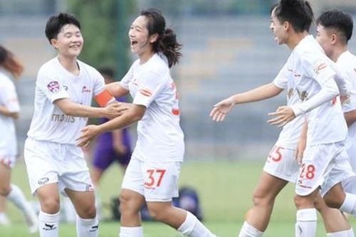 Hat-trick đầu tiên ở giải U19 nữ quốc gia