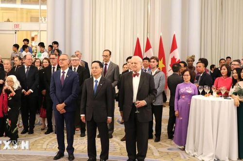 Người Việt tại Canada hướng về Tổ quốc và đồng bào trong nước