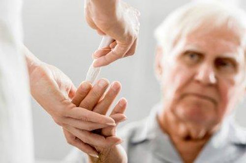 Hợp chất mới giúp điều trị bệnh Alzheimer