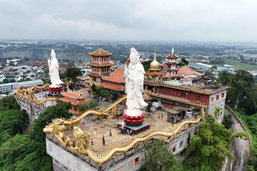 Ngôi chùa độc đáo hơn 400 tuổi ở Bình Dương