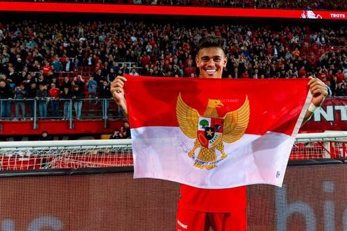 Indonesia nhập tịch cầu thủ sắp đối đầu 'mãnh hổ' MU