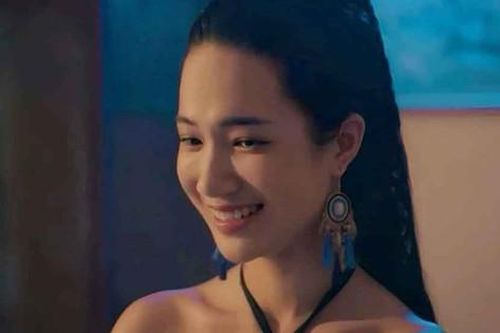 'Nữ quản lý sòng bạc': Xinh đẹp, bí ẩn khiến các 'ông trùm' mê mệt