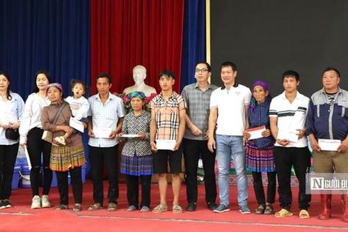Tạp chí Đời sống và Pháp luật và đơn vị đồng hành chung tay hướng về bà con bị ảnh hưởng của bão lũ