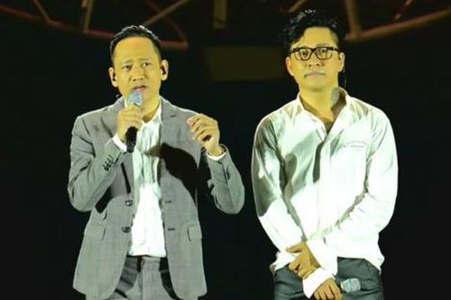 Ngày này cũng tới: Duy Mạnh và Tuấn Hưng ôm nhau trên sân khấu sau 14 năm