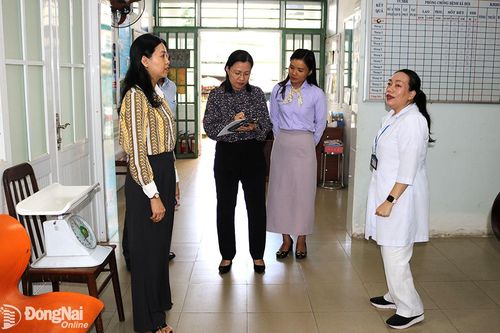Trong cái khó 'ló' cái khôn