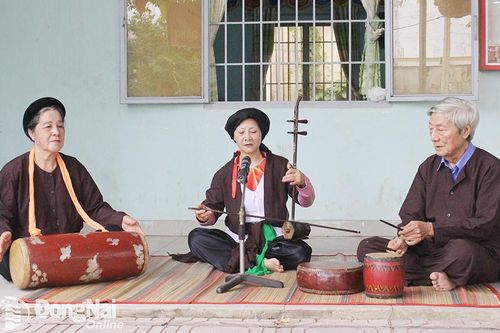 Những người 'giữ lửa' hát xẩm ở Biên Hòa