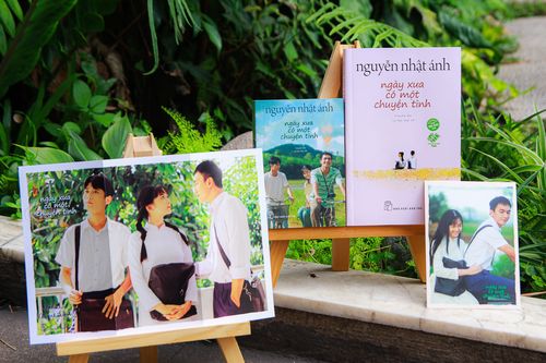 Phim Ngày xưa có một chuyện tình kết hợp cùng Nhà xuất bản Trẻ ra mắt 2 phiên bản sách đặc biệt