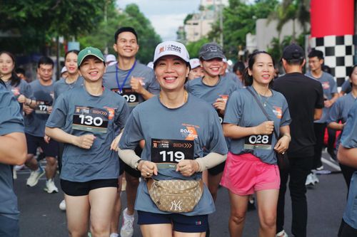 Gần 800 người tham gia Chạy bộ từ thiện - Road To Give 2024 tại Nha Trang