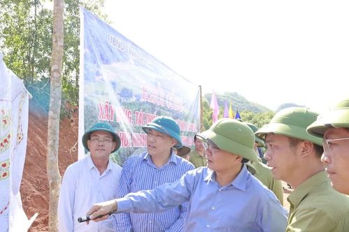 Khởi công xây dựng, tái thiết khu tái định cư thôn Làng Nủ