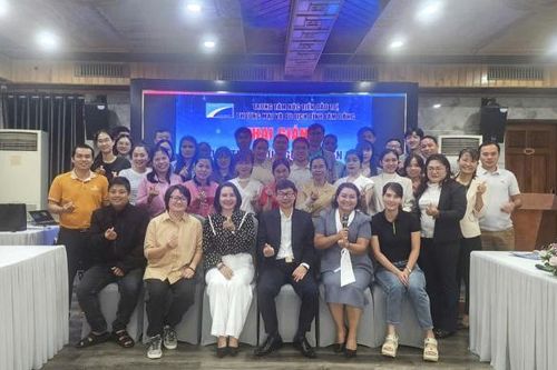 Tập huấn khởi nghiệp chiến lược tìm kiếm khách hàng mới cho doanh nghiệp