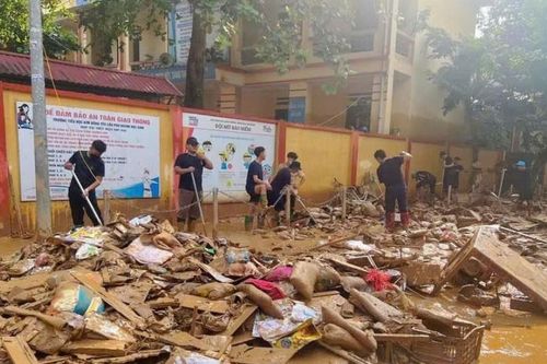 Chùa Tường Nguyên chia sẻ với đồng bào tại tỉnh Phú Thọ, Yên Bái, Lào Cai trị giá 4 tỷ đồng