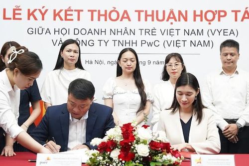 Hội Doanh nhân trẻ Việt Nam và PwC Việt Nam ký kết thỏa thuận hợp tác hỗ trợ doanh nghiệp