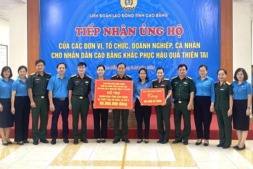 Liên đoàn Lao động tỉnh tiếp nhận ủng hộ từ Ban Công đoàn Quốc phòng hỗ trợ khắc phục thiệt hại sau cơn bão số 3