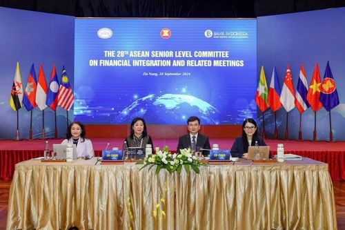 AMRO dự báo Việt Nam sẽ đạt mức tăng trưởng cao nhất trong ASEAN