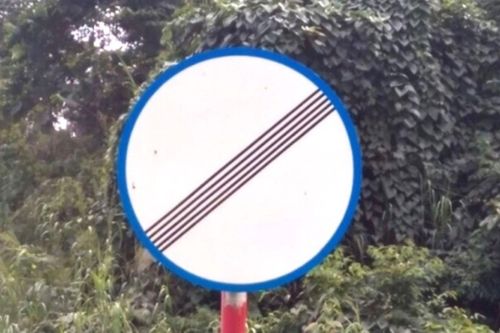 Biển báo 'Hết mọi lệnh cấm' có ý nghĩa gì?