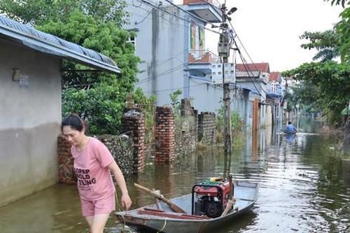 Hà Nội mưa lớn, vùng trũng thấp, ven sông ngoại thành ngập lụt 4-6 ngày tới
