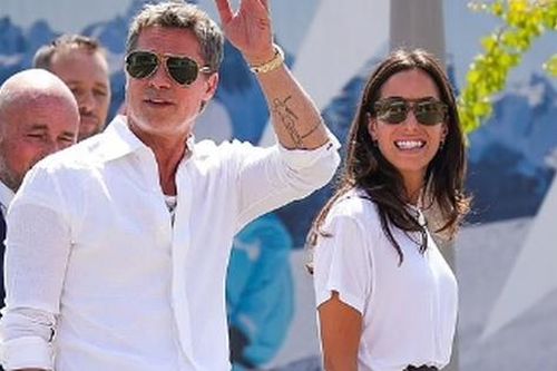 Brad Pitt mặc đồ thời trang hơn kể từ khi có bạn gái mới